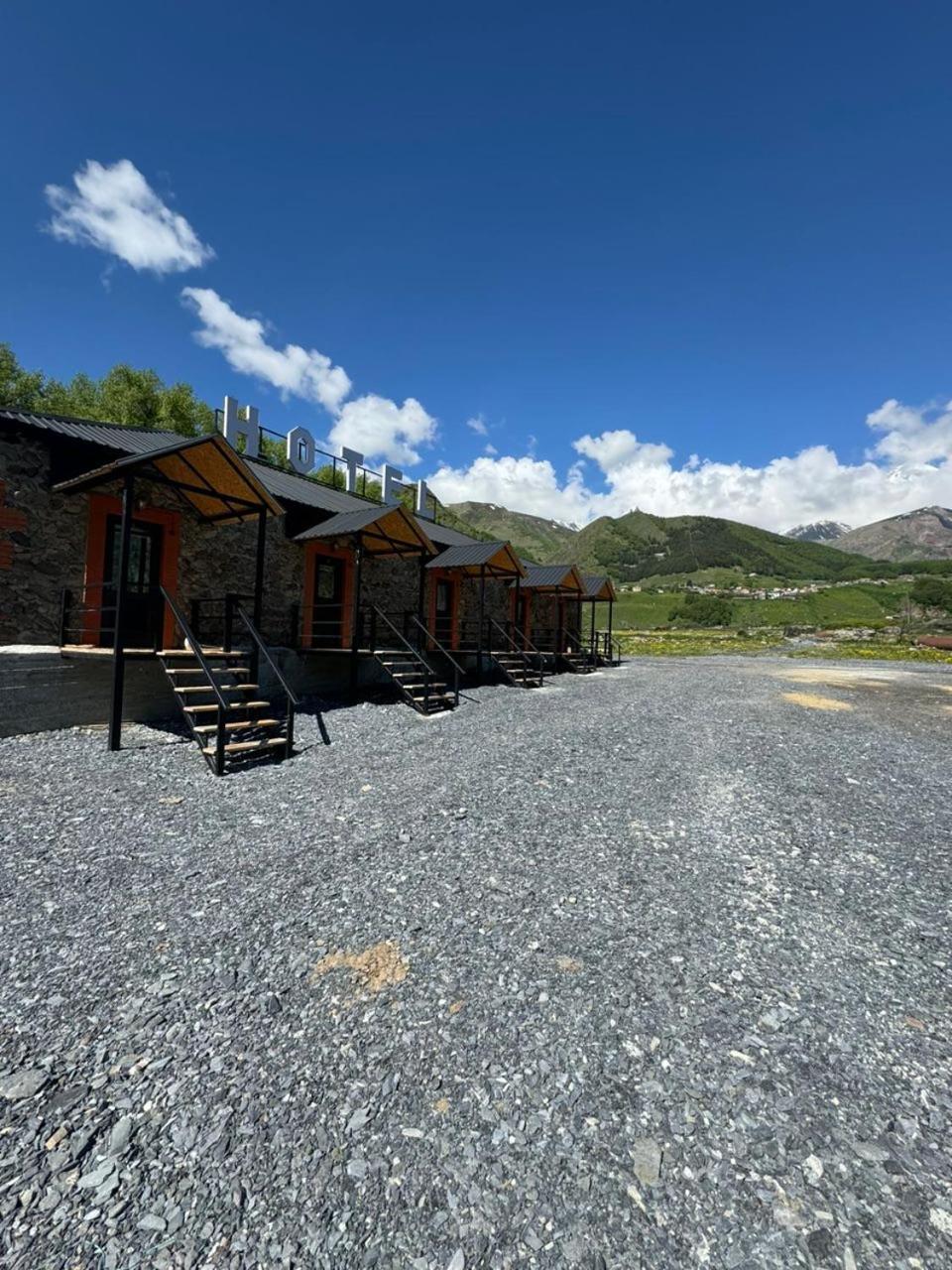 Hotel Pavilion Garden Kazbegi Εξωτερικό φωτογραφία